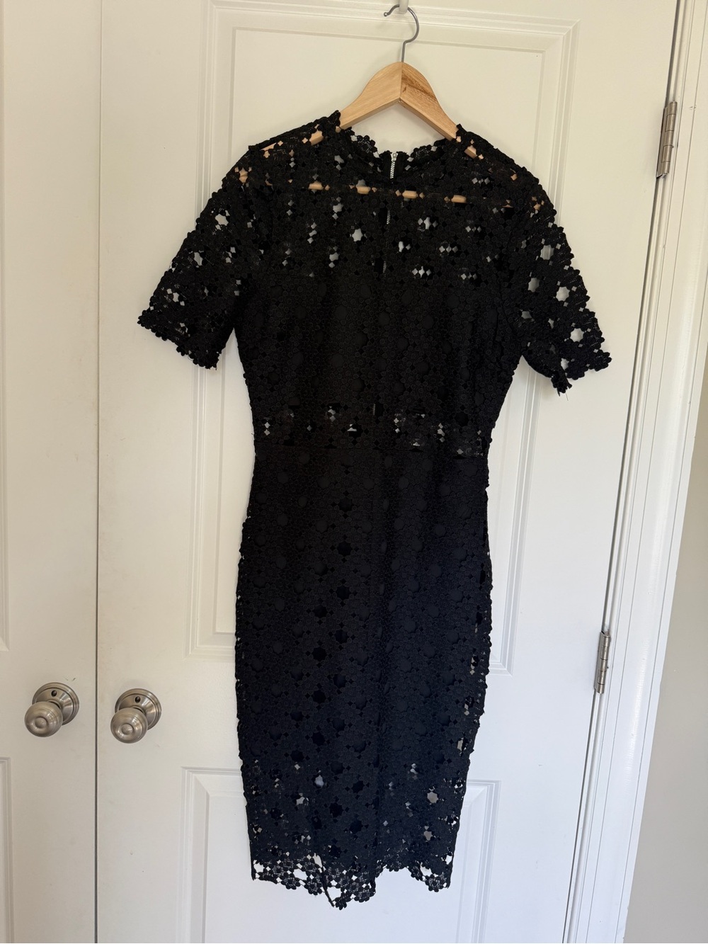 Lulus Heartfelt Black Lace Bodycon MIDI Dress Size Medium LBD Short Sleeve Party - Picture 2 of 7